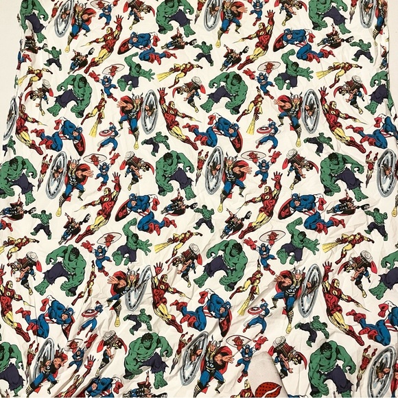 Pottery Barn Kids Marvel Comics Hero Twin Flat Sheet Hulk Captain America - Picture 1 of 16